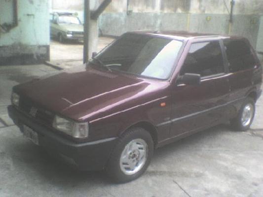 Fiat Uno SCR 3PTAS. en Caballito