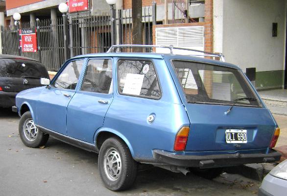 Renault 12 breack en Vicente L�pez