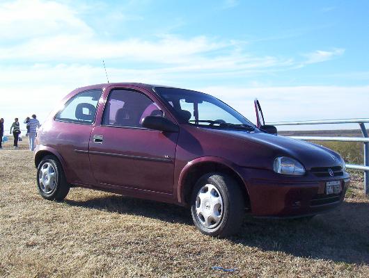 Chevrolet Corsa 3 ptas 1.6 GL en La Plata
