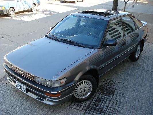 Toyota Corolla 1.6  gl lift back en San Nicol�s de Los Arroyos