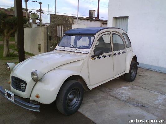 Citroen 3cv. Citroen 3CV en Mercedes