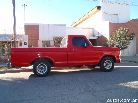 Ford F100 V8 en General Roca ARS 40000