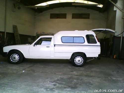 Peugeot 504 pick up en Quilmes