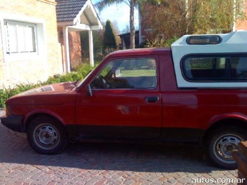 Fiat Fiorino PickUp con cupula en Pilar