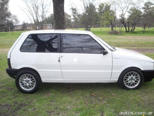 ARS 23000 Fiat Uno 14 autos en Flores