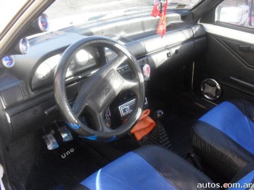 Fiat Uno 1997. Fiat Uno 1.4 nafta en Villa