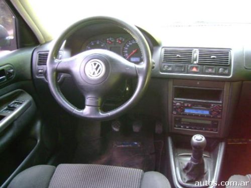 Volkswagen Golf gti en Monte Hermoso ARS 35000 a o 2000 Nafta