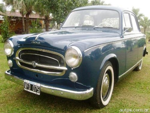 Peugeot 403 sedan de Lujo en Yerba Buena