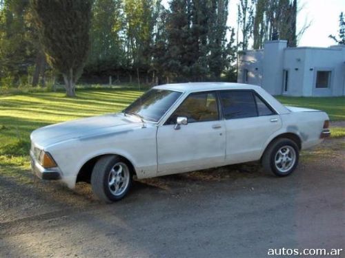 Ford Granada Ghia sedan en Tupungato