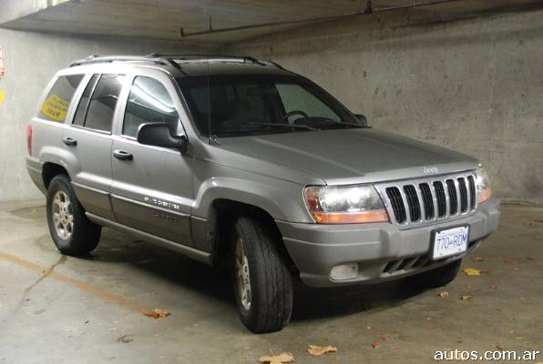 200 Jeep grand cherokee laredo